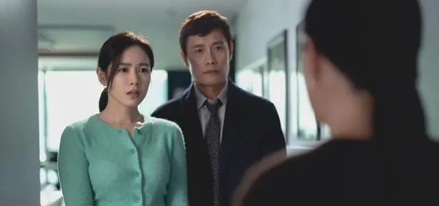 《无可奈何》获豆瓣8.7分，李秉宪李星民孙艺珍主演悬疑片上线 | 相关图片