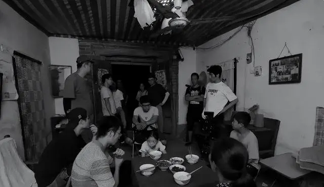 导演张中臣确诊急性淋巴细胞白血病，正在北大国际医院接受化疗 | 相关图片